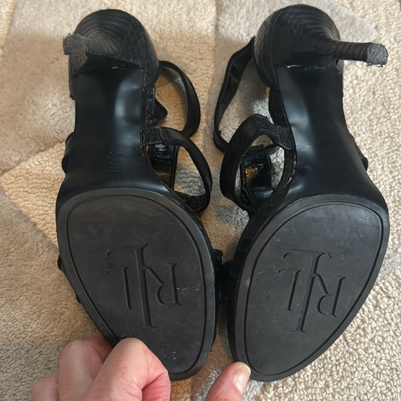 Ralph Lauren snake skin strapy heels/ sandals! - Picture 4 of 6